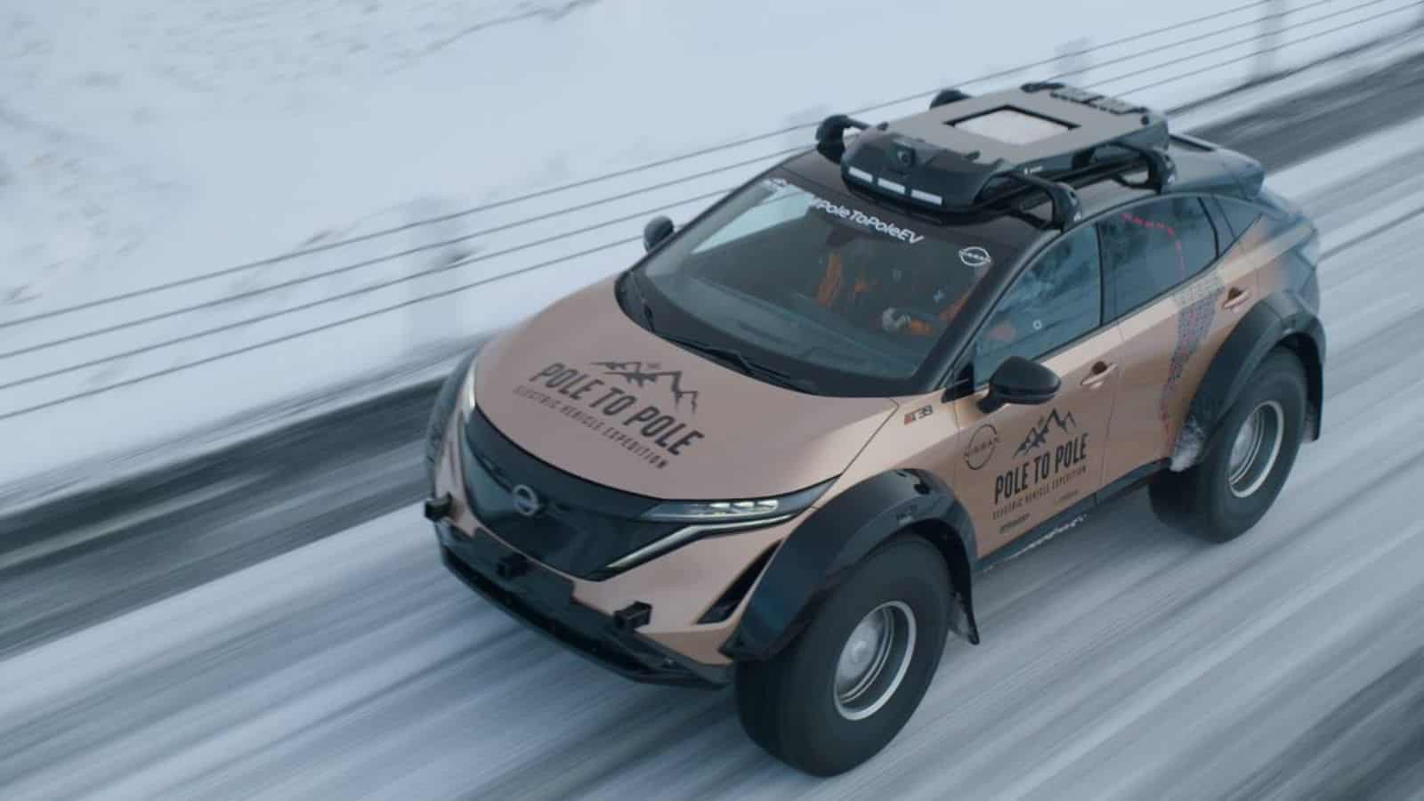 La prima auto elettrica che ha viaggiato dal Polo Nord al Polo Sud