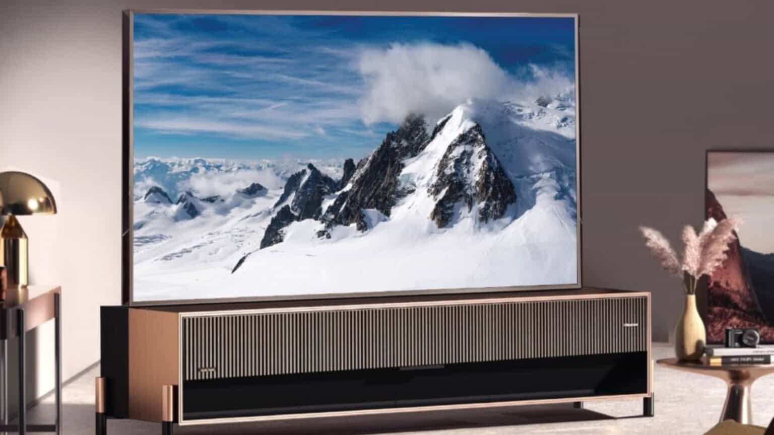 Hisense 110 UX televisore da 110 pollici