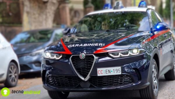 alfa romeo auto carabinieri