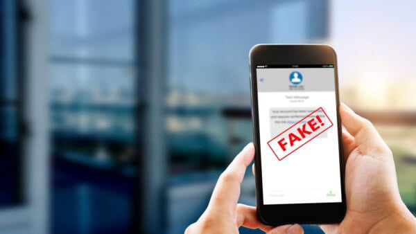 Smishing, truffa, phishing, sms, email