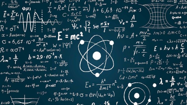 Le teorie che suggeriscono una possibile variabilità temporale di α e come ciò potrebbe influenzare i processi astronomici chiave
