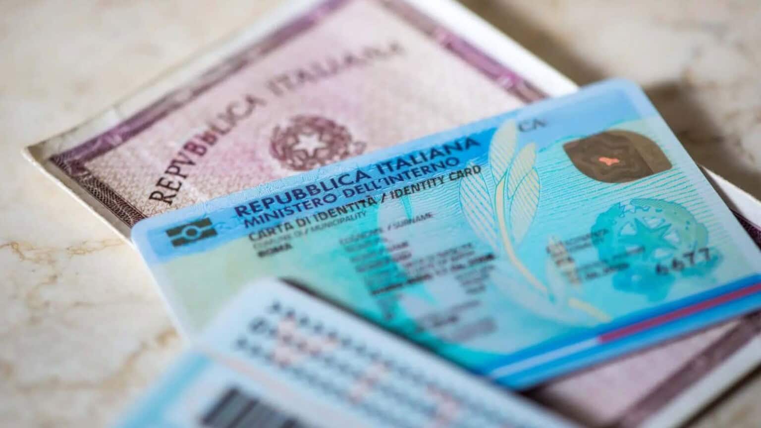 Esploriamo le molteplici funzioni della Cie, da strumento di identificazione a firma digitale avanzata