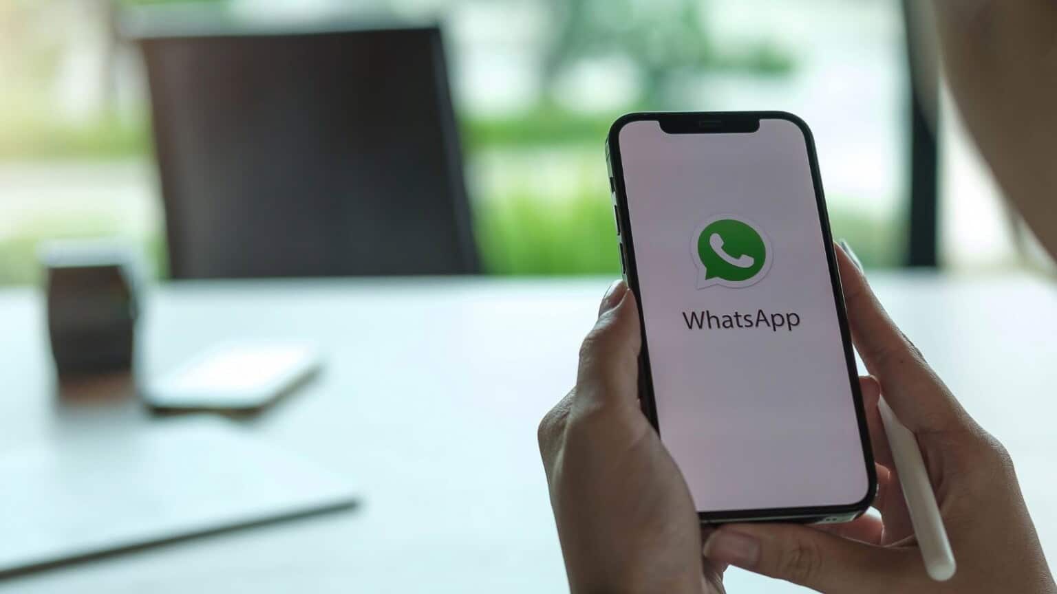 WhatsApp: avete ricevuto chiamate con prefisso 62 ? Ecco di cosa si tratta