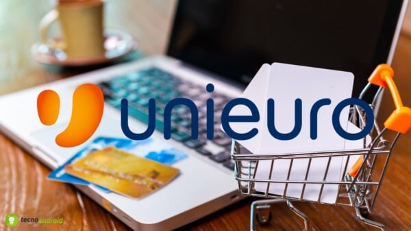 Unieuro è FUORI di TESTA: in regalo smartphone GRATIS