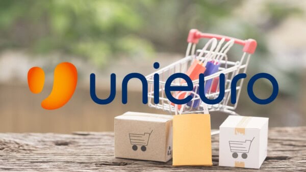 Unieuro è fuori di testa: solo oggi REGALA la tecnologia