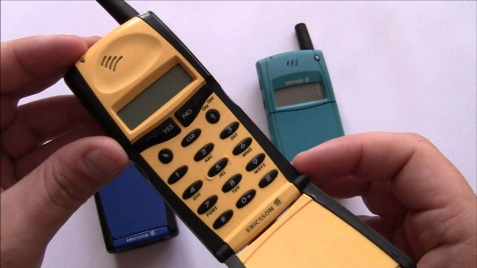 Cellulari Vintage E Il Loro Valore Nostalgico Cellulari Vintage E Il Loro Valore Nostalgico