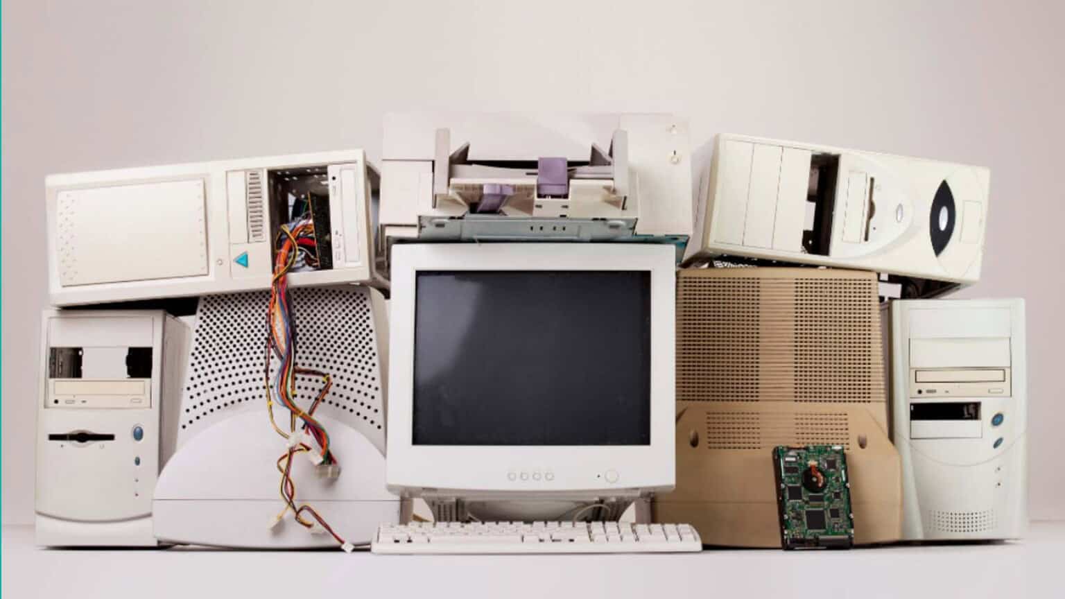 Come la decisione di Microsoft potrebbe portare a una montagna di dispositivi elettronici non utilizzabili