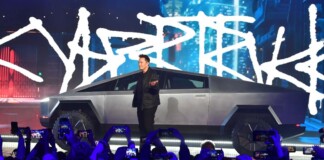 Elon Musk realizza la sua promessa con la funzione Wade di Cybertruck