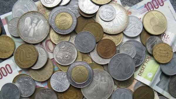 Monete, banconote e SIM che valgono una fortuna