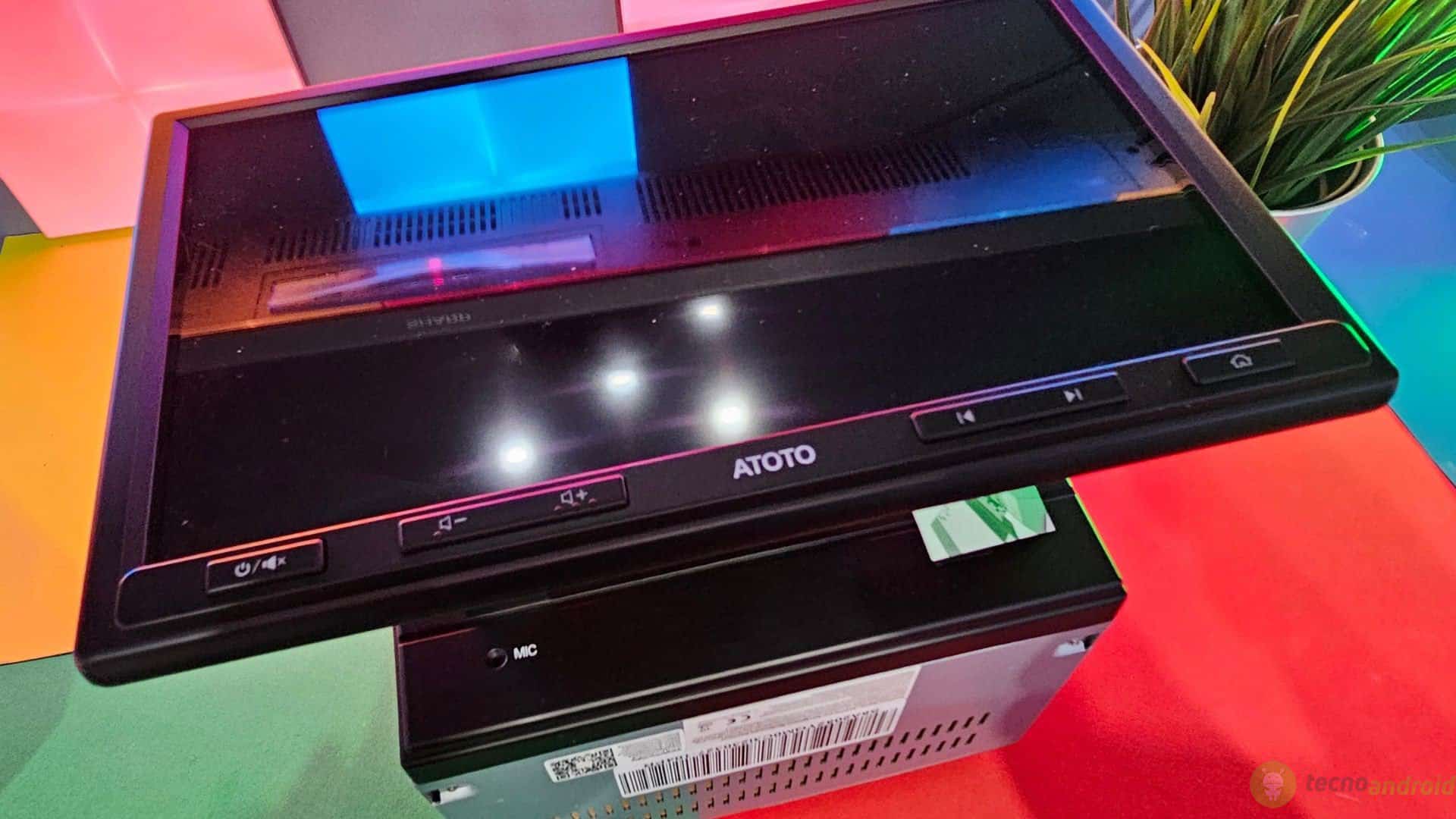 ATOTO S8 Pro, l'autoradio da 10" con Apple CarPlay e Android Auto