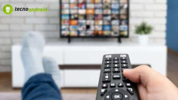 Il Futuro della Televisione Italiana: DVBI batte DVB-T2?