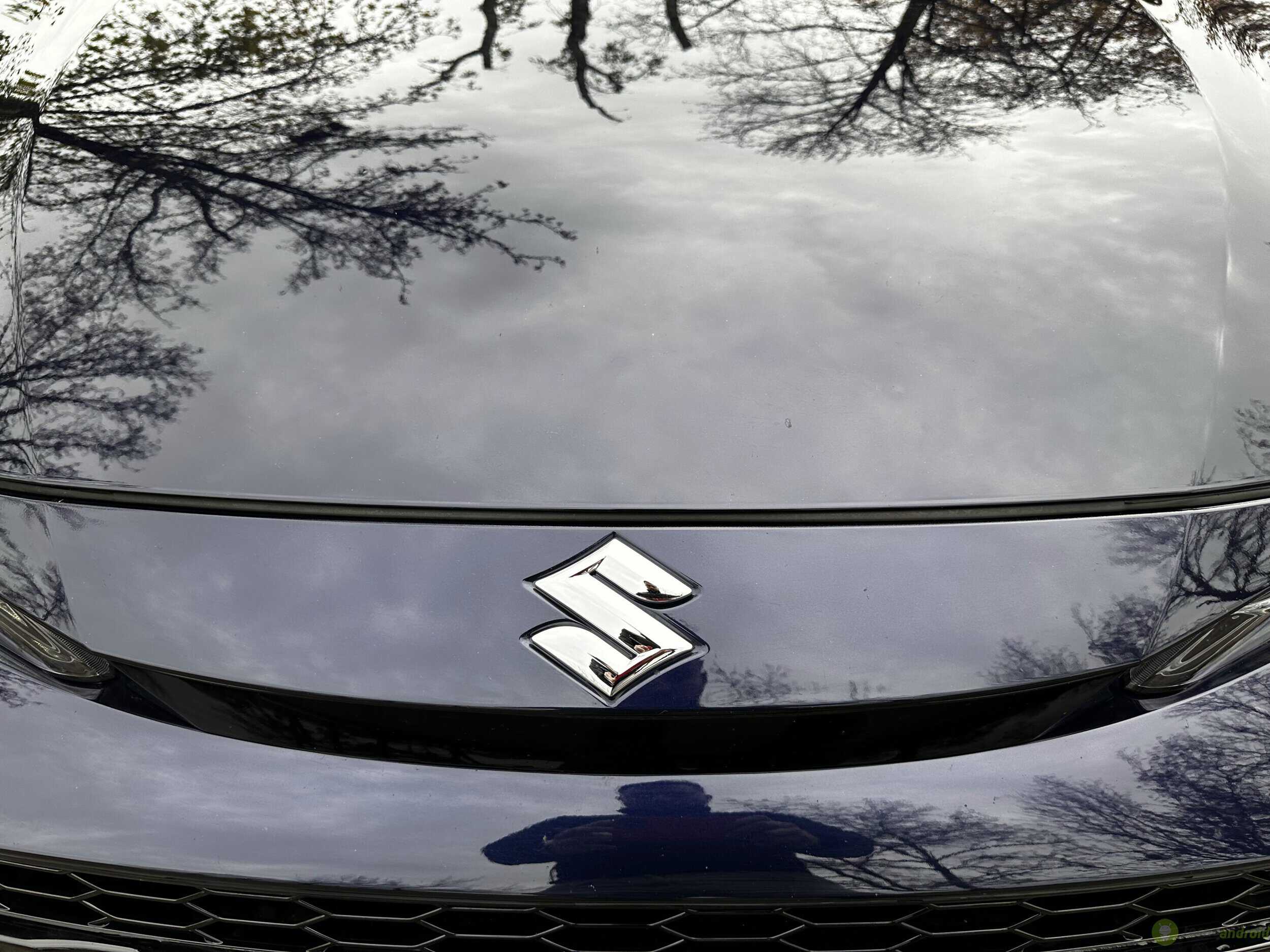 Suzuki Swace (12)