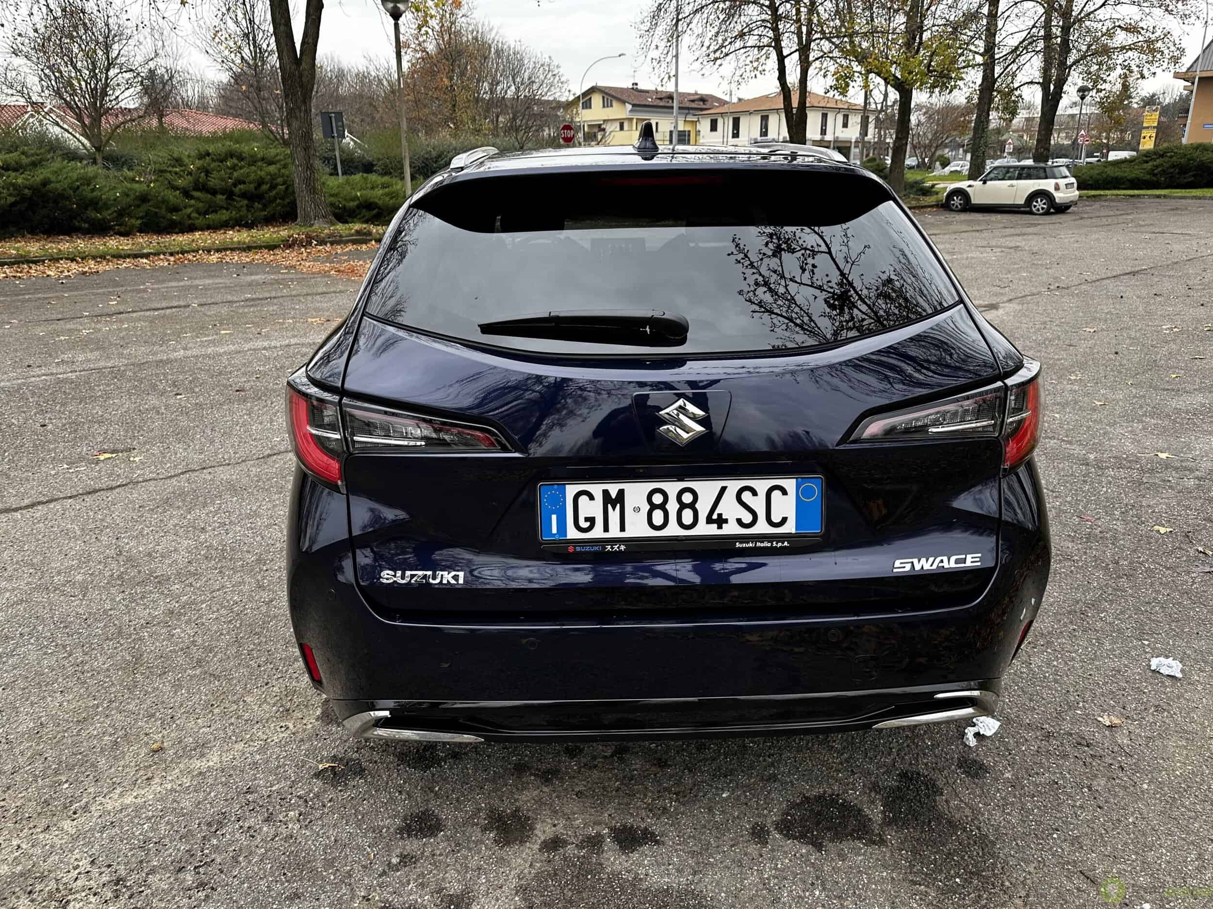 Suzuki Swace (18)