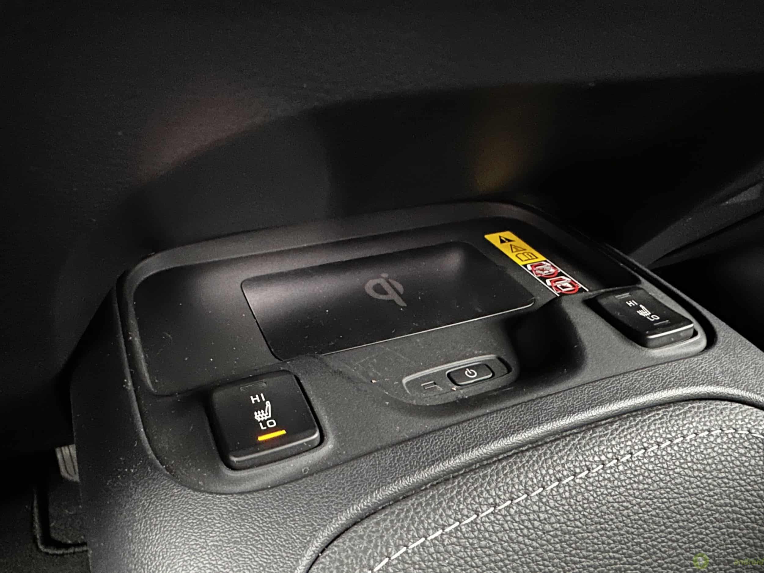 Suzuki Swace (4)