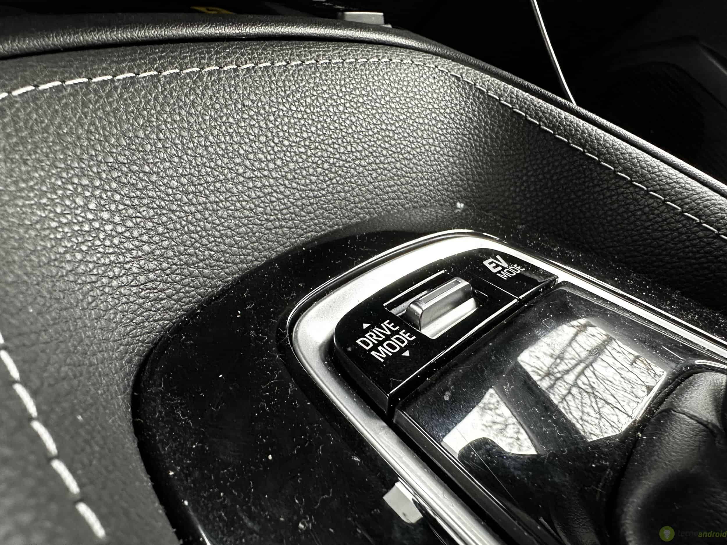 Suzuki Swace (5)