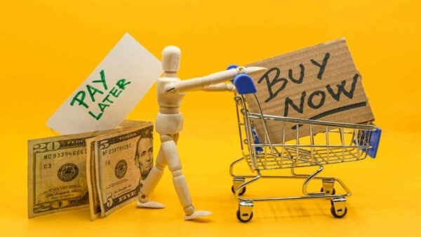 Il fenomeno del 'Compra Ora Paga Dopo' può essere pericoloso?