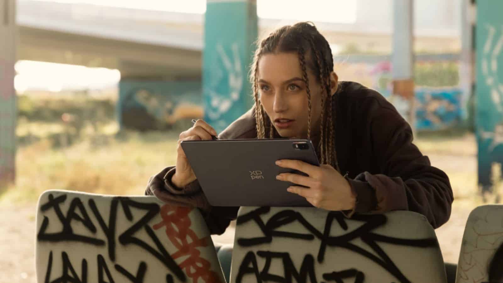 XPPen lancia Magic Drawing Pad: la prima tavoletta grafica portatile professionale