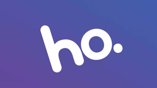 Un confronto tra le promozioni aggressive di HoMobile e la risposta di Iliad nel mercato italiano.