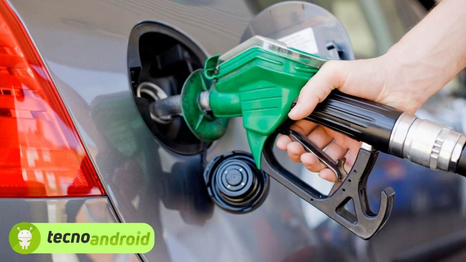 Benzina sopra 1,8 euro tornano i rialzi dei carburanti