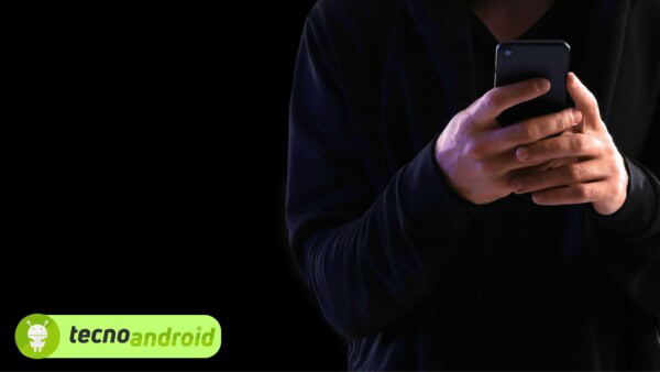 Smartphone sotto accatto: aumentano i casi di intercettazione