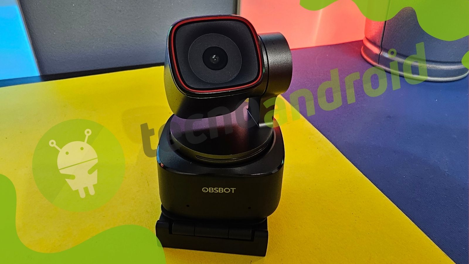 OBSBOT Tiny 2: una webcam di alto livello dotata di IA