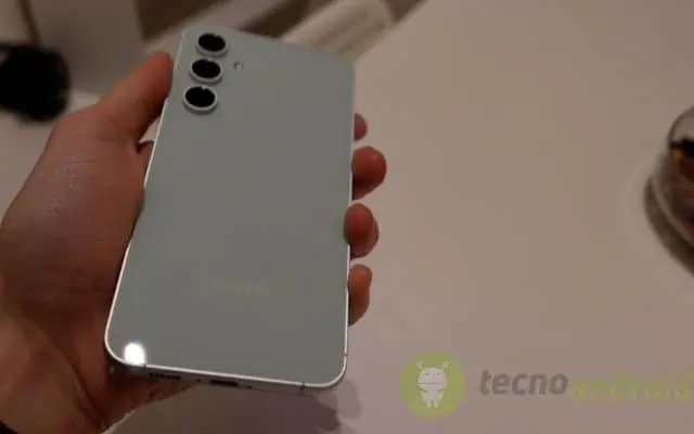 Samsung Galaxy S23 FE 5G Samsung Galaxy S23 FE 5G