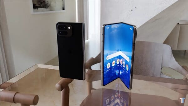 Google, Pixel, Fold, smartphone, pieghevole, foldable, Android