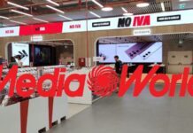 MediaWorld distrugge Unieuro con smartphone al 60% di sconto