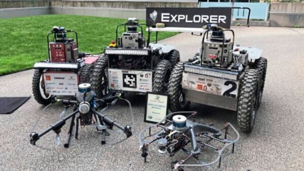 Robot, ora impara anche a usare oggetti del mondo reale