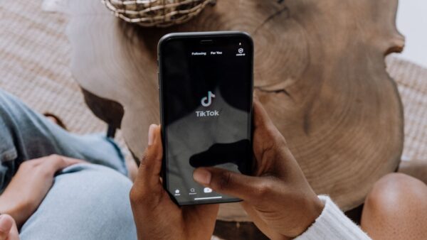 TikTok: il trucco segreto per usarlo anche senza Internet