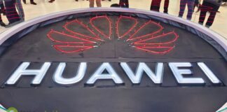 Huawei al MWC 2024 con focus sull'estetica e la tecnologia
