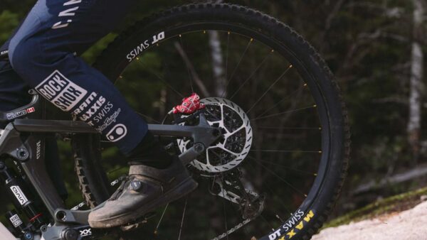 SRAM alza l'asticella con Maven, definendo un nuovo standard per DH ed enduro