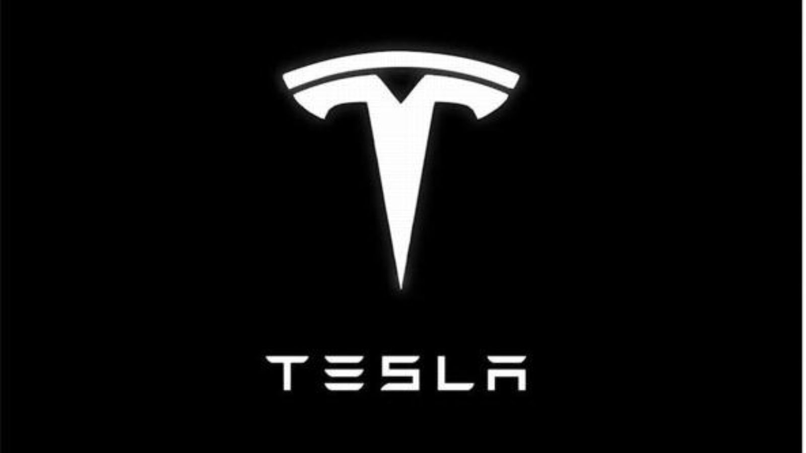 Tesla arriva in Italia per ridurre i costi della ricarica