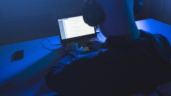 Alcuni trucchi per capire se gli smartphone sono intercettati