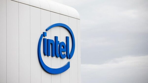 Intel: al MWC svelate interessanti novità per Edge, reti e AI