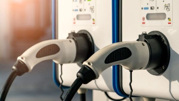 Bonus colonnine auto: riparte l’incentivo per la ricarica elettrica