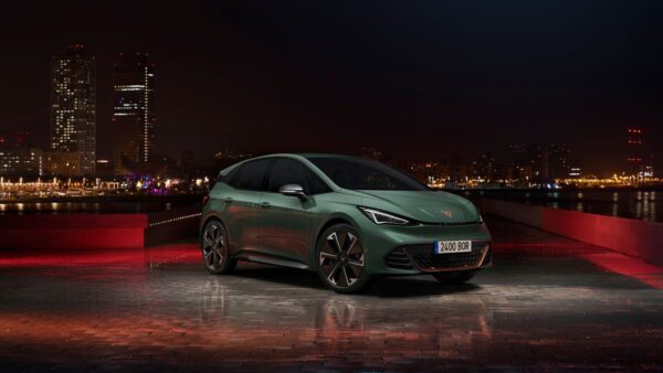 CUPRA continua la sua evoluzione con la nuova Born VZ