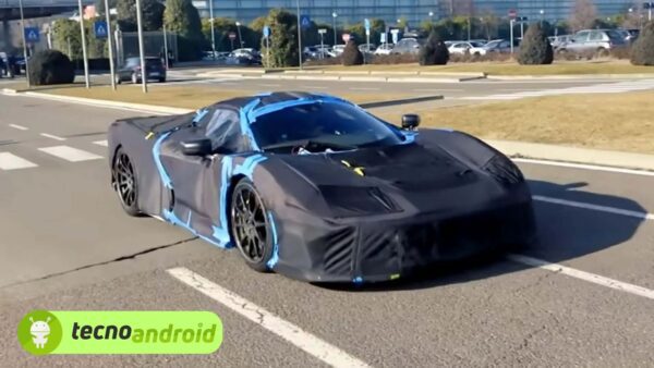 Ferrari: la nuova hypercar sorprende con la carrozzeria camuffata