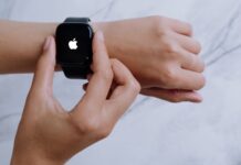 Nessuna soluzione per il problema al touch dei nuovi Apple Watch