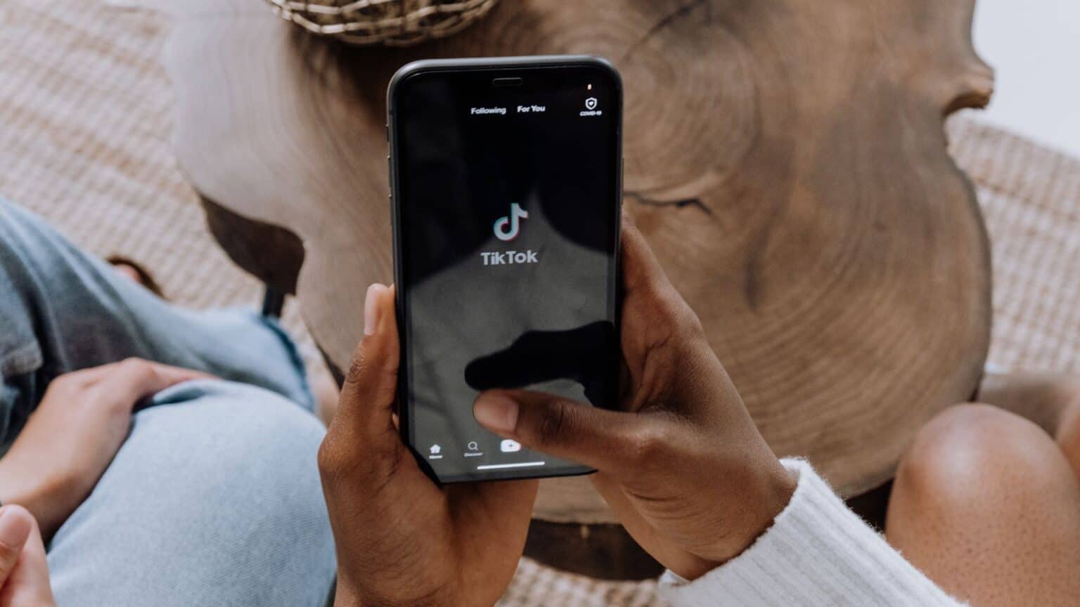 TikTok ha perso il corso alla Corte UE. Cosa cambia per gli utenti?