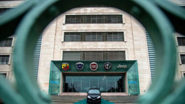 La celebre fabbrica automobilistica Mirafiori si prepara a una nuova era low-cost
