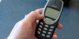 Il Nokia 3310, uno dei telefoni classici che superano il tempo