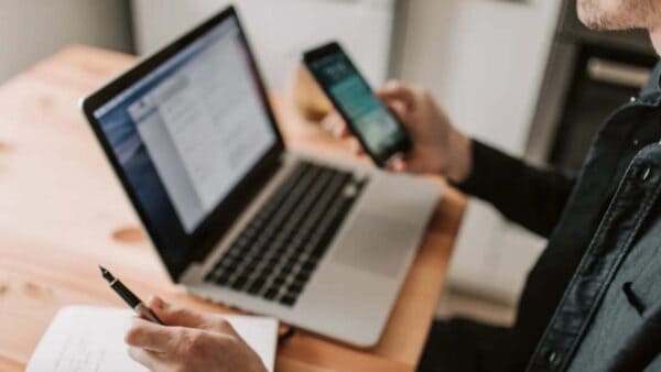 Scopri come fissare i messaggi di WhatsApp e garantirti di non perdere comunicazioni cruciali