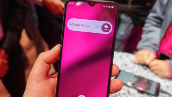 Concept AI Phone: rivoluzione smartphone al MWC 2024 con Telkom