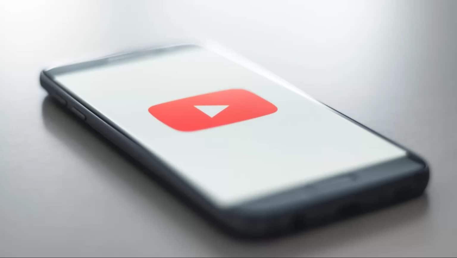 La sperimentazione di YouTube per filtrare i contenuti in base ai colori predominanti