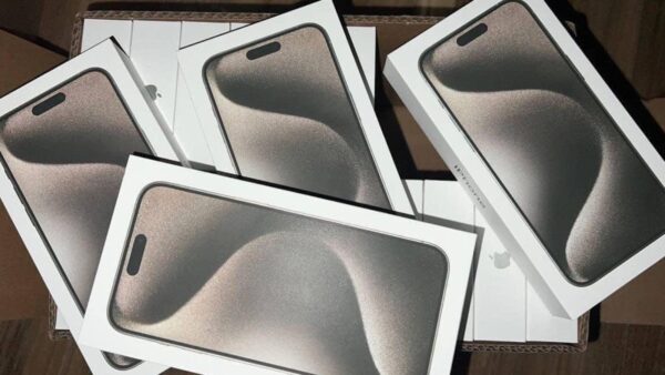 Apple aggiornerà gli iPhone ancora SIGILLATI con un nuovo sistema