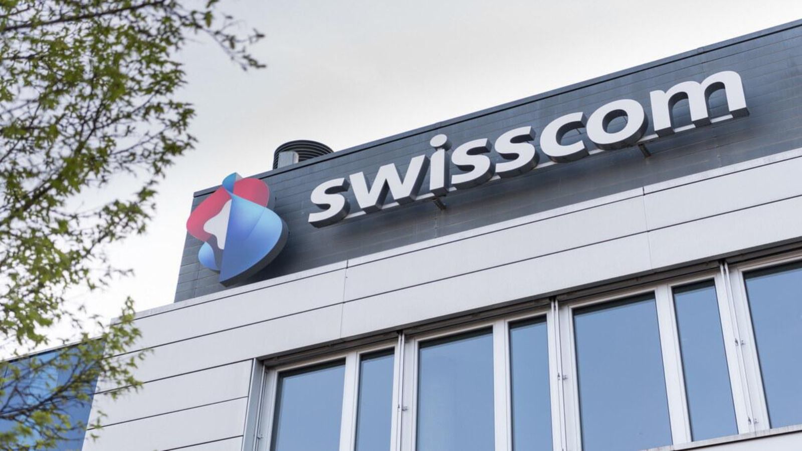 Vodafone e Fastweb sono di Swisscom: cosa comporta la fusione