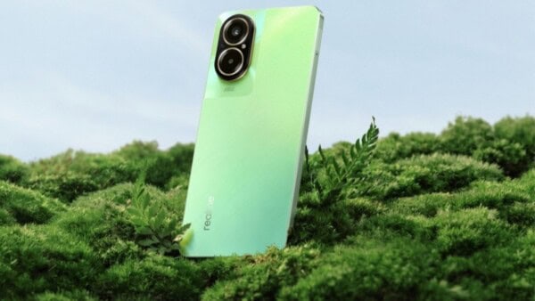 Realme c65 in arrivo