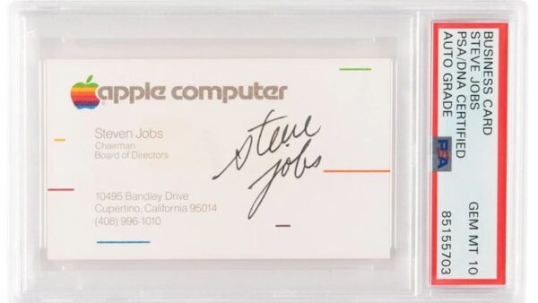 Il biglietto da visita di Steve Jobs, tra gli oggetti più ambiti all'asta "Steve Jobs and the Apple Computer Revolution"