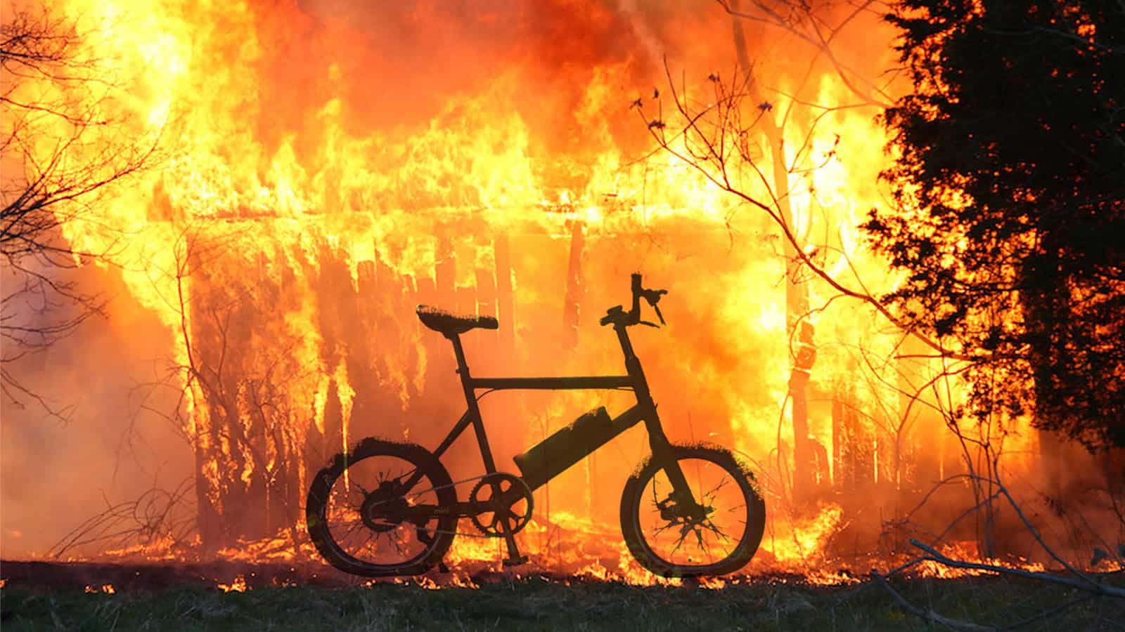 Fiamme e biciclette elettriche, l'emergenza che richiede azioni immediate